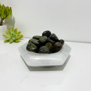 Dragons Blood 2-3cm Tumbled Stones