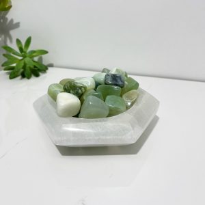 Jade 2-3cm Tumbled Stones